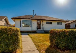 4611 Fortune Road SE Calgary, AB T2A 2A7
