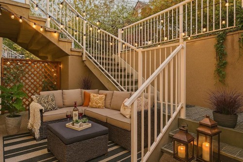 147 Mckenzie Towne Close SE Calgary, AB T2Z 1A7