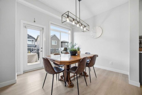 520 Kingsmere Way Se, Airdrie, AB - Indoor Photo Showing Dining Room