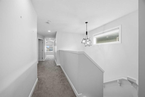 520 Kingsmere Way Se, Airdrie, AB - Indoor Photo Showing Other Room
