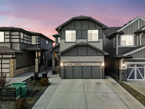 520 Kingsmere Way Se, Airdrie, AB - Outdoor With Facade