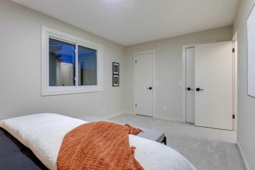 4-7166 18 Street Se, Calgary, AB - Indoor Photo Showing Bedroom