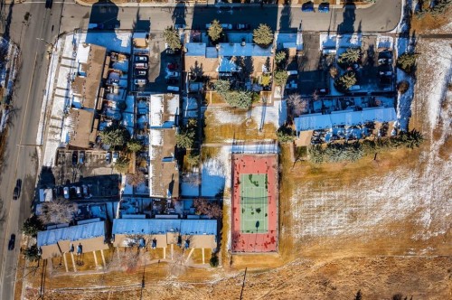 4-7166 18 Street Se, Calgary, AB - 