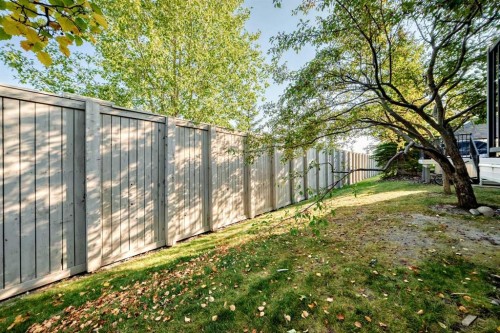 92 Simcoe Place Sw, Calgary, AB - Outdoor