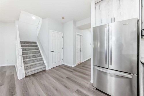 92 Simcoe Place Sw, Calgary, AB - Indoor