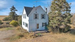 234075 Township Road 280  Rural Wheatland County, AB T0J 2R0