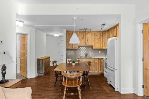 329-808 Spring Creek Drive, Canmore, AB - Indoor