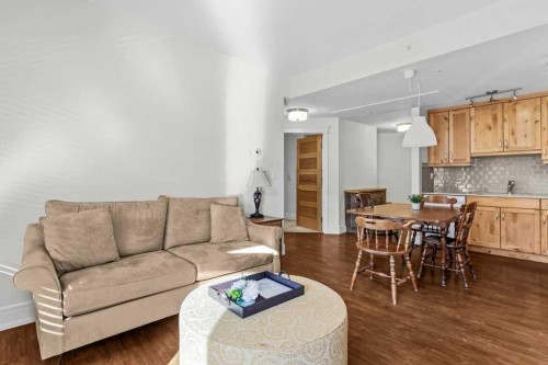 329-808 Spring Creek Drive, Canmore, AB - Indoor Photo Showing Living Room