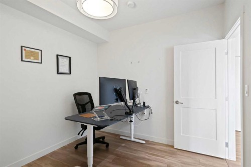 332-20 Seton Park Se, Calgary, AB - Indoor Photo Showing Office