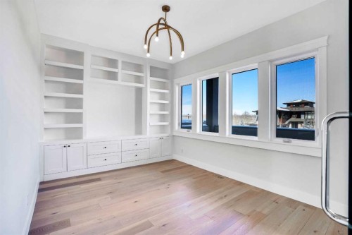 435 Patterson Boulevard Sw, Calgary, AB - Indoor Photo Showing Other Room