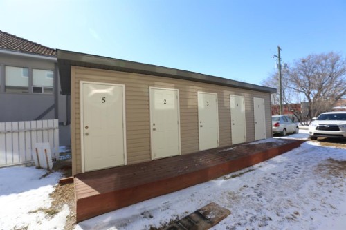 333 2 Street East, Drumheller, AB - Outdoor With Exterior
