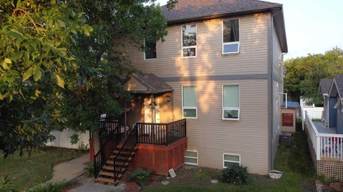 333 2 Street East, Drumheller, AB - Outdoor With Exterior