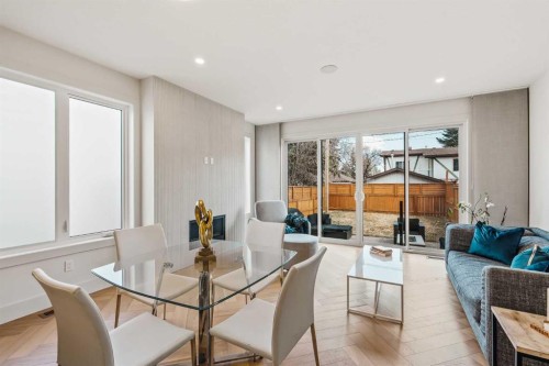 514 19 Street Nw, Calgary, AB - Indoor Photo Showing Other Room