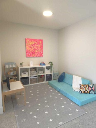 514 19 Street Nw, Calgary, AB - Indoor Photo Showing Bedroom