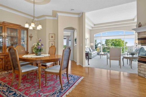 108 Hamptons Heights Nw, Calgary, AB - Indoor Photo Showing Dining Room
