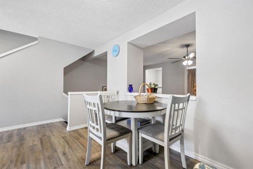 8-7 Westland Road, Okotoks, AB - Indoor Photo Showing Dining Room