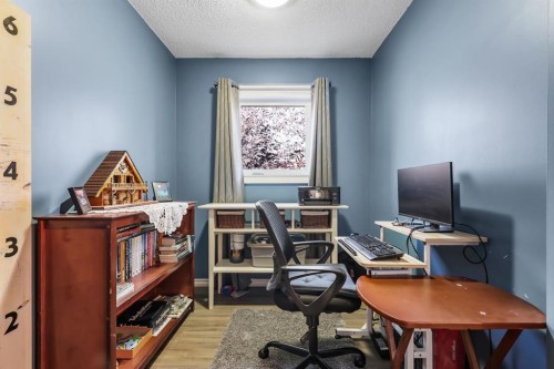 8-7 Westland Road, Okotoks, AB - Indoor Photo Showing Office