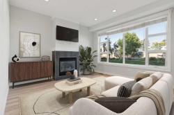 1-4513 Bowness Road NW Calgary, AB T3B 0A9