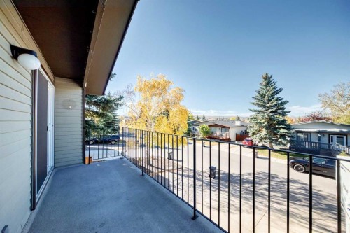 40 Glenpatrick Crescent, Cochrane, AB - Outdoor With Balcony With Exterior