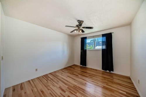 40 Glenpatrick Crescent, Cochrane, AB - Indoor Photo Showing Other Room