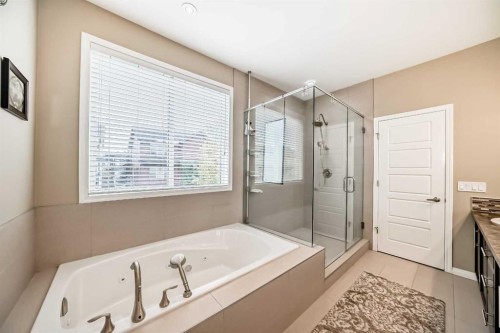 132 Waterlily Cove, Chestermere, AB - Indoor Photo Showing Bathroom