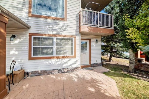 106-20 Panatella Landing NW Calgary, AB T3K 0K8