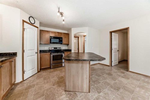 106-20 Panatella Landing Nw, Calgary, AB - Indoor Photo Showing Kitchen
