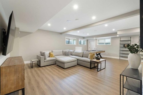 232 West Chestermere Drive, Chestermere, AB - Indoor