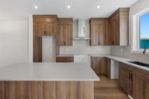 501 Hotchkiss Drive Se, Calgary, AB - Indoor Photo Showing Kitchen