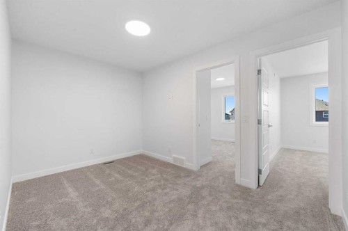 477 Hotchkiss Drive Se, Calgary, AB - Indoor Photo Showing Other Room