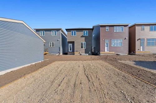 477 Hotchkiss Drive Se, Calgary, AB - Outdoor