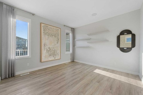 129 Hotchkiss Way Se, Calgary, AB - Indoor Photo Showing Other Room