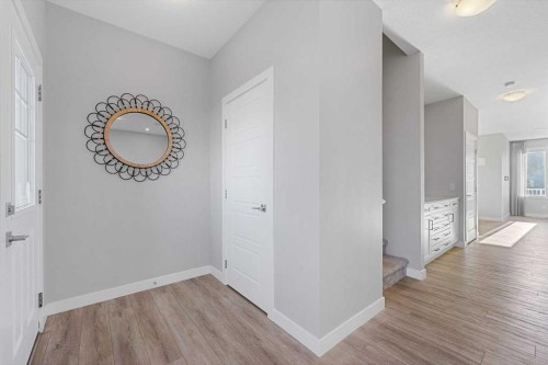 129 Hotchkiss Way Se, Calgary, AB - Indoor Photo Showing Other Room
