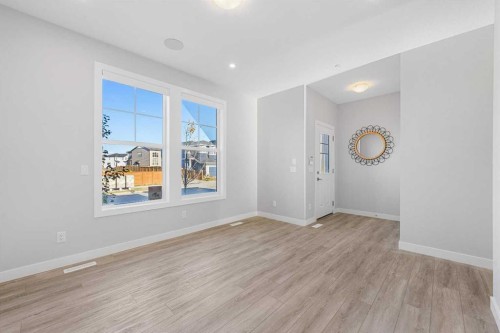 129 Hotchkiss Way Se, Calgary, AB - Indoor Photo Showing Other Room