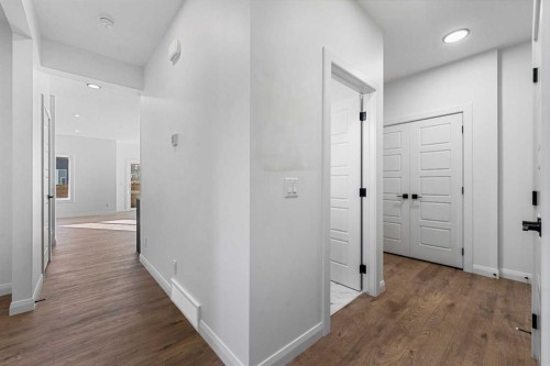 95 Dawson Wharf Mount, Chestermere, AB - Indoor Photo Showing Other Room