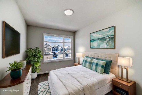 374 Corner Glen Way Ne, Calgary, AB - Indoor Photo Showing Bedroom