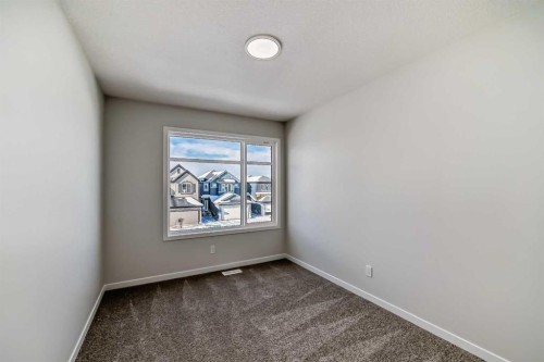 374 Corner Glen Way Ne, Calgary, AB - Indoor Photo Showing Other Room