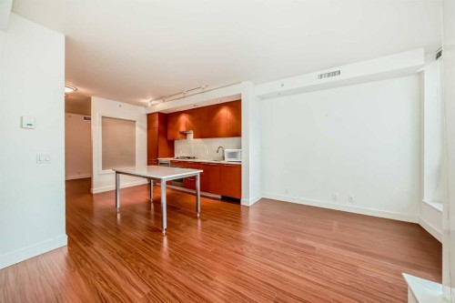459-222 Riverfront Avenue Sw, Calgary, AB - Indoor