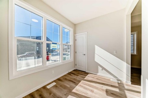 1030 Sawgrass Link Nw, Airdrie, AB - Indoor Photo Showing Other Room