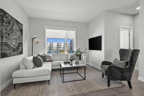 507 Shawnee Square Sw, Calgary, AB - Indoor Photo Showing Living Room