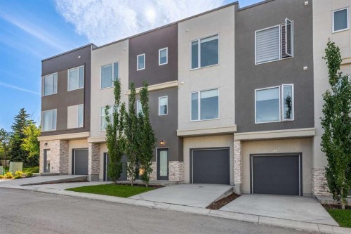 507 Shawnee Square Sw, Calgary, AB - Outdoor With Facade