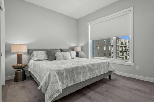 507 Shawnee Square Sw, Calgary, AB - Indoor Photo Showing Bedroom