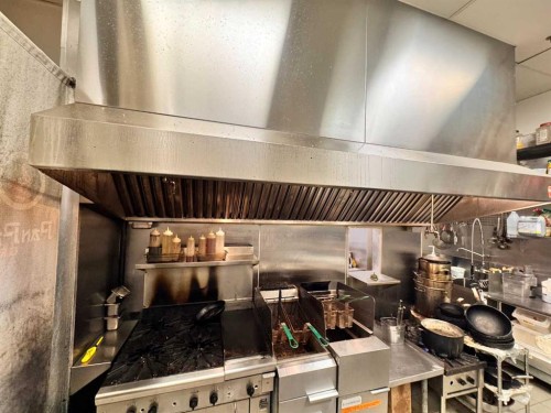 999 36 Street Ne, Calgary, AB 