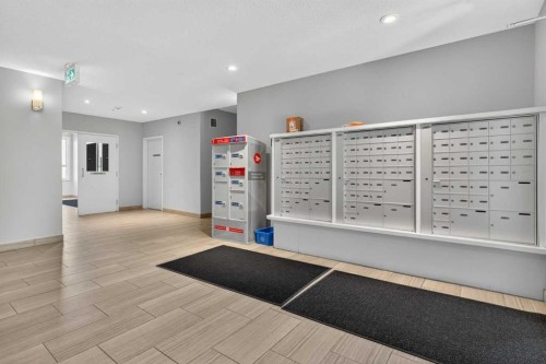 207-20 Walgrove Walk Se, Calgary, AB - Indoor Photo Showing Other Room