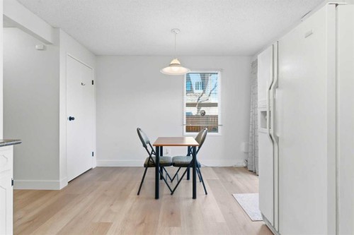 91 Deerfield Drive Se, Calgary, AB - Indoor Photo Showing Dining Room