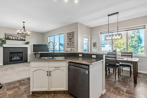 394 Cimarron Boulevard, Okotoks, AB - Indoor