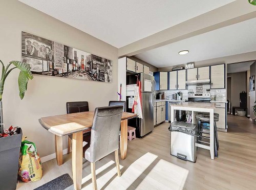 292 Coventry Close Ne, Calgary, AB - Indoor Photo Showing Dining Room