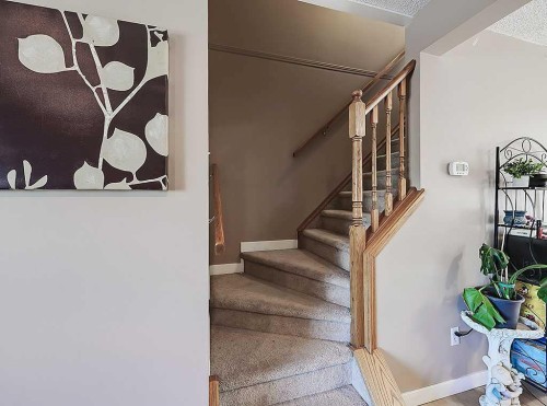 292 Coventry Close Ne, Calgary, AB - Indoor Photo Showing Other Room