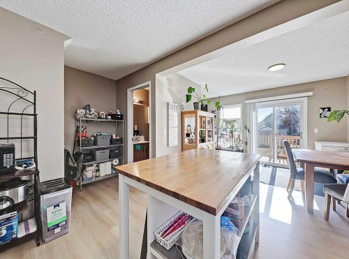292 Coventry Close Ne, Calgary, AB - Indoor Photo Showing Dining Room