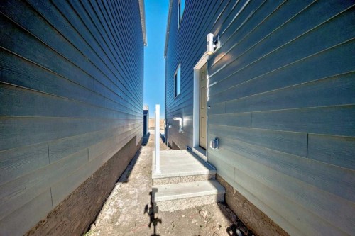 1038 Sawgrass Link Nw, Airdrie, AB - Outdoor